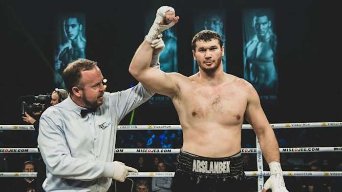 Arslanbek Makhmudov Makhmudov makes his much anticipated U.S. debut in Toledo, Ohio on July 1 in Montreal, Quebec, Canada on May 23, 2023. Makhmudov makes his much anticipated U.S. debut in Toledo, Ohio on July 1. VINCENT ETHIER/EYE OF THE TIGER